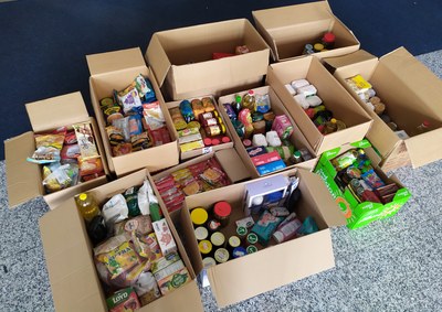 Do Potravinové banky jsme přispěli 251 kg potravin a základní drogerie