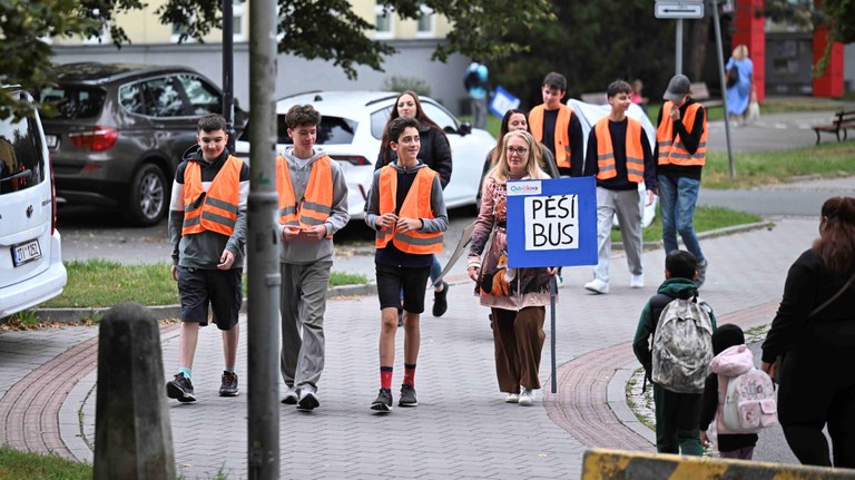Dotazníkový průzkum - školní ulice Ostrčilova 