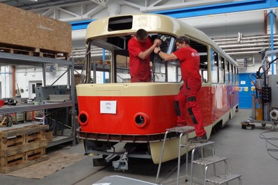 Město finančně podpoří záchranu historické tramvaje