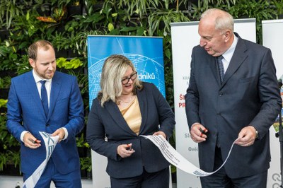 V budově zvané skelet byl otevřen Smart Innovation Center