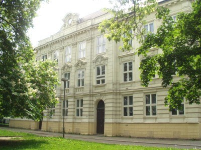Základní škola na Nádražní ulici v Ostravě má nové moderní plynové kotle